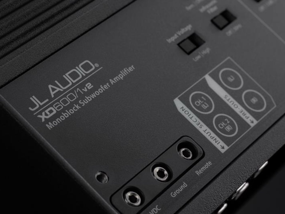 JL Audio XD600/1v2
Mono subwoofer amplifier — 600 watts RMS x 1 at 2 ohms - Image 12